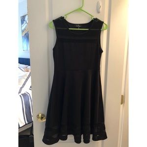 Lulu’s little black dress